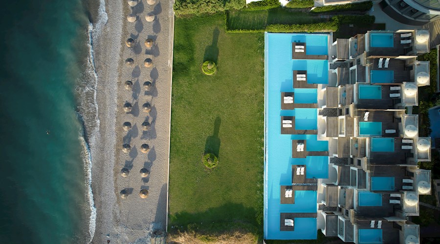The Ixian Grand Hotel